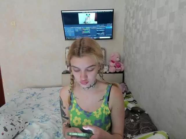 Freechat AlisTris on BongaCams