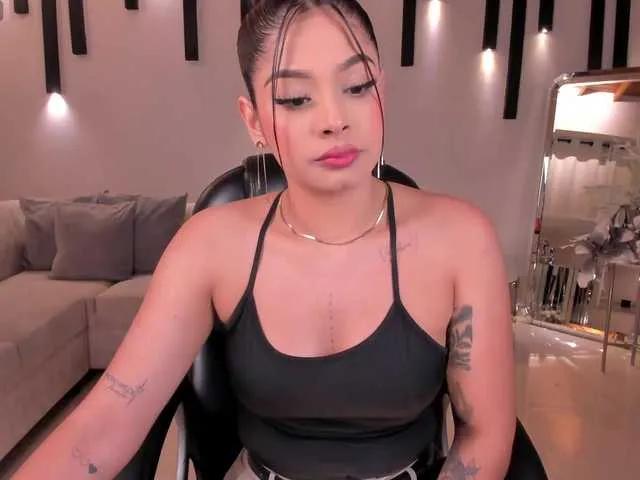 Offline AlyssaDean on BongaCams