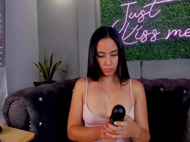 Freechat amyharlow on BongaCams