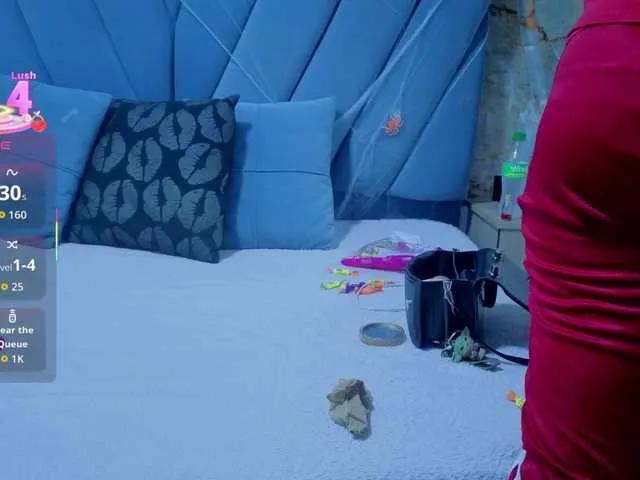 Offline angel-red on BongaCams