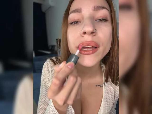 Freechat avolood on BongaCams