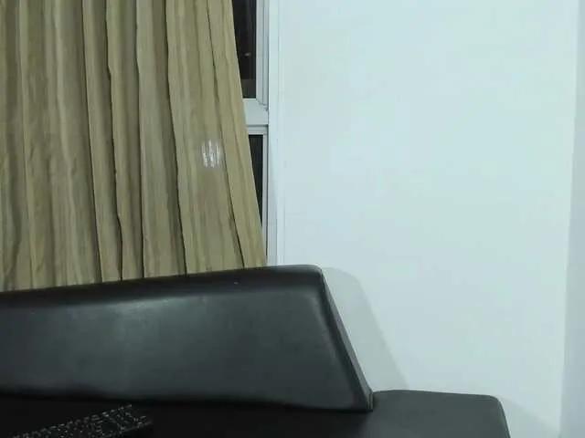 AzulMaverik — I love role-playing games, playing with my breasts and my toy, sensual dancing, and I am submissive. I like to receive instructions.