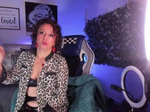 Offline beatricez on BongaCams