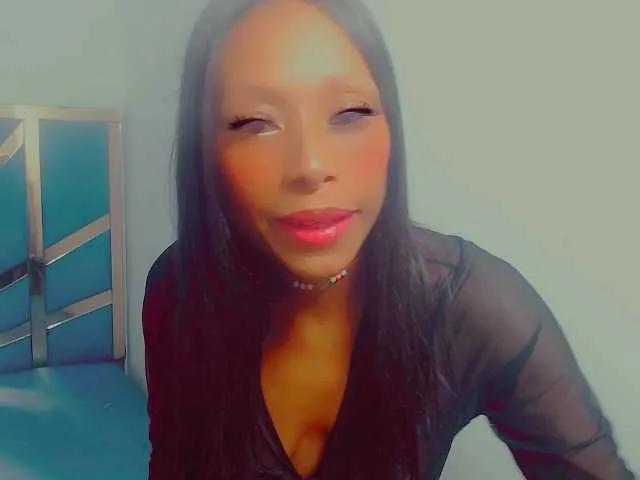 Freechat bitch-naughty on BongaCams