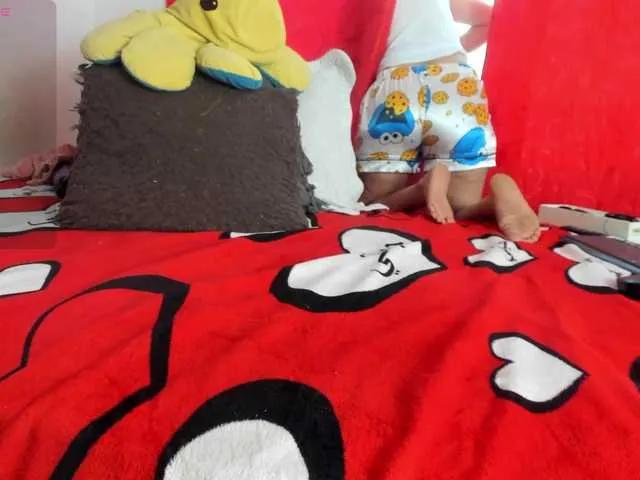 Freechat BlowMommy on BongaCams