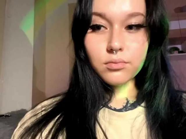 Freechat CharlaJarman on BongaCams