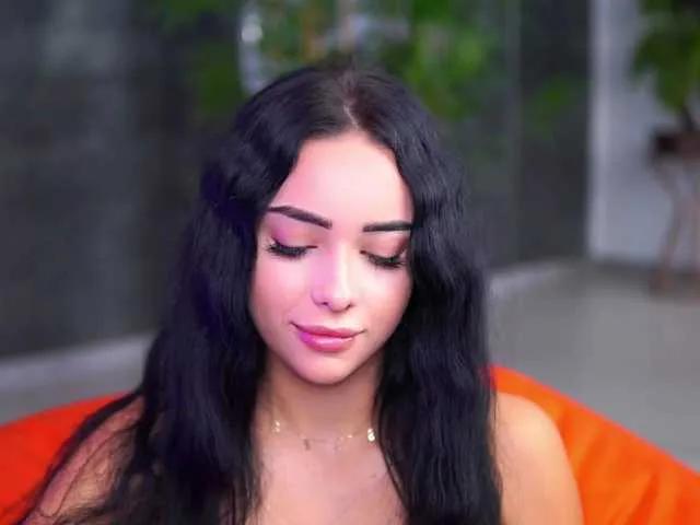 Freechat CherrySelena on BongaCams