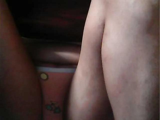 Offline flowerhairypinay on BongaCams