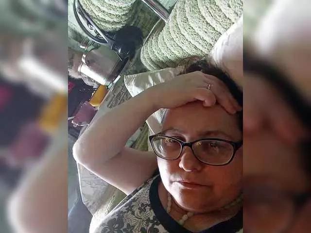 Offline Fox981 on BongaCams