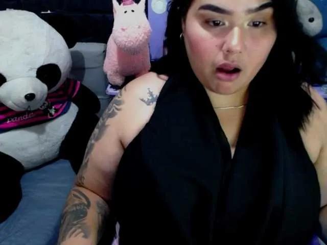 Offline GabiBigBoobs on BongaCams