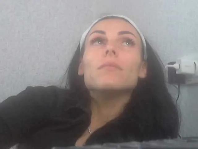 Offline Gospozha-77 on BongaCams