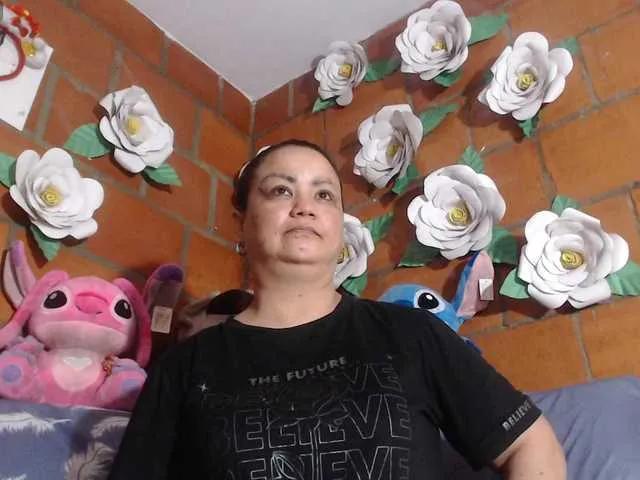 Freechat IngritBitch on BongaCams