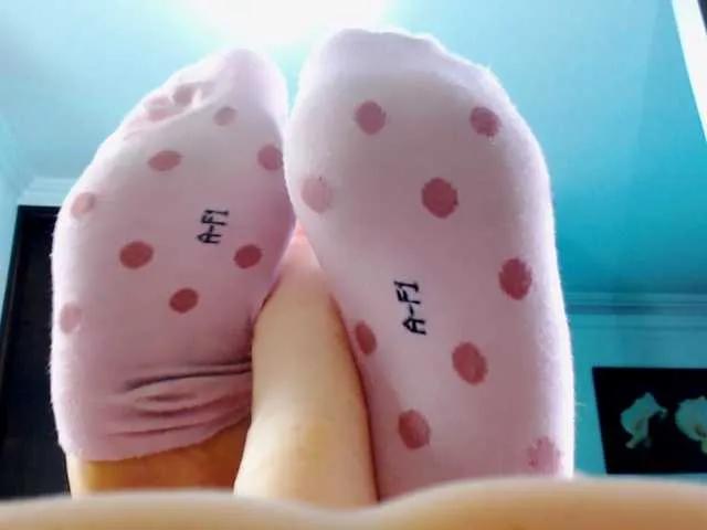 Freechat julietjohnson on BongaCams