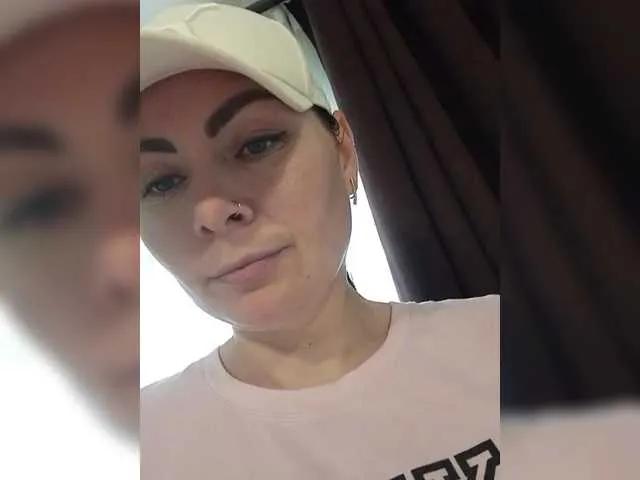 Offline Katerinagreiz on BongaCams