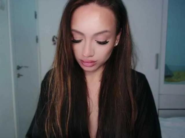 Freechat kaylalaine1 on BongaCams