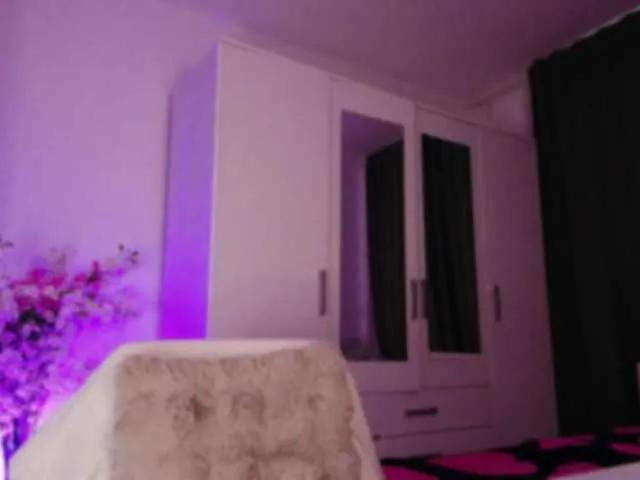 Freechat kaylalaine1 on BongaCams