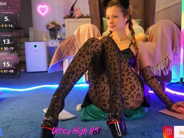 Freechat krisssssska on BongaCams