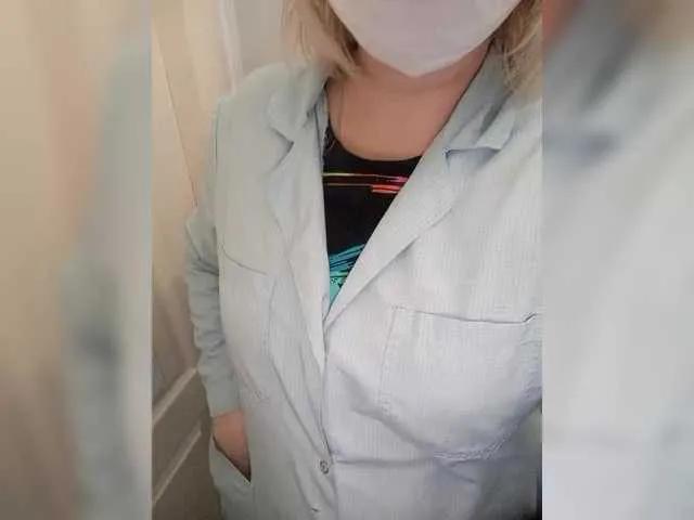 Offline Lady-marshmallows on BongaCams