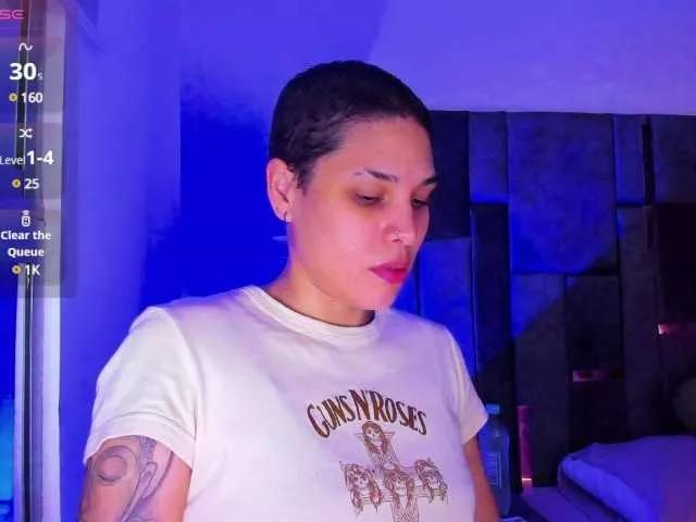 Freechat LauraR on BongaCams