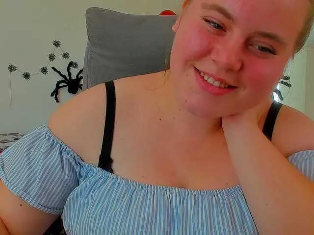 Offline Leilia on BongaCams