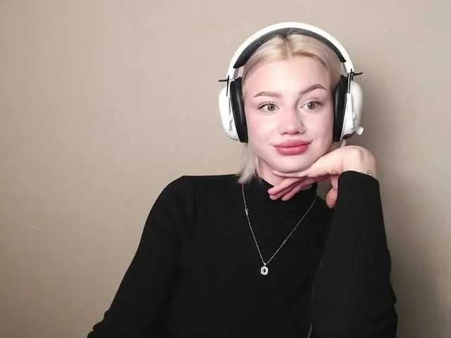 Freechat Linaaa on BongaCams