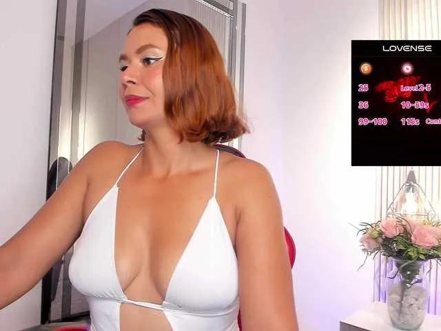 Freechat Luisa-Martinez on BongaCams