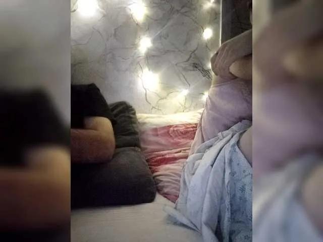 Offline Mangopol on BongaCams