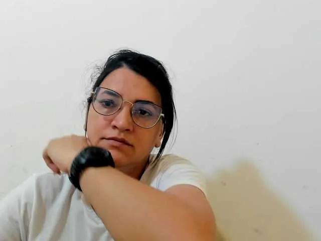 Offline MARILYNG on BongaCams