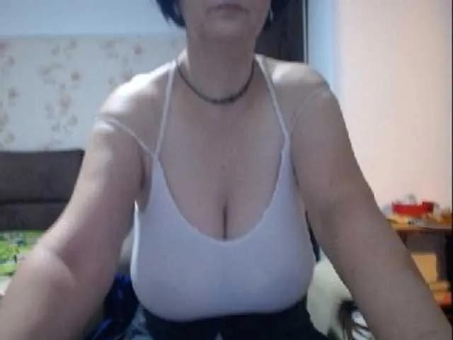Offline mary-x on BongaCams
