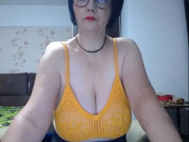 Offline mary-x on BongaCams