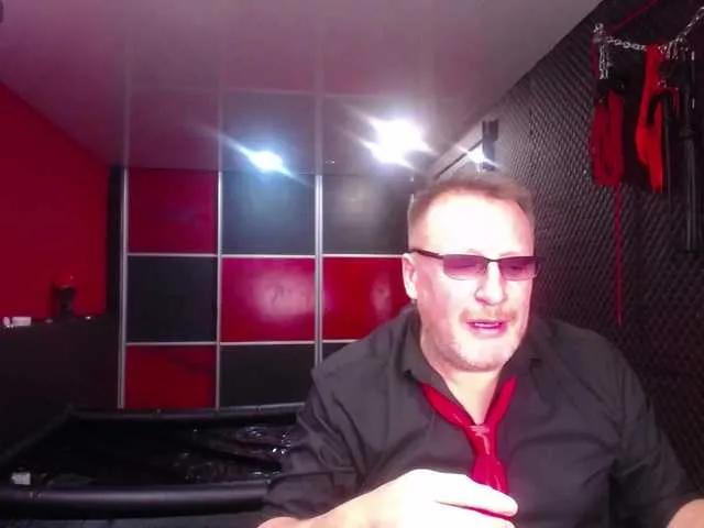 Offline MasterAndMargarita on BongaCams