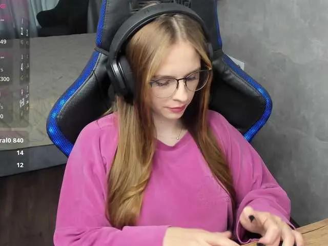 Offline MCfly-1 on BongaCams