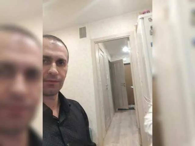 Freechat MollyDave on BongaCams