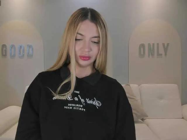 Freechat NiaHolland on BongaCams