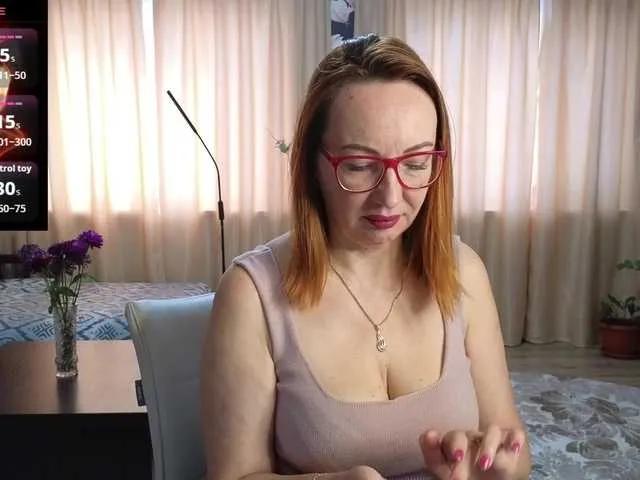 Freechat Pink-Lips on BongaCams