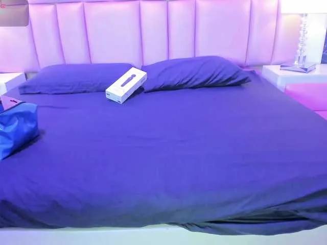 Freechat ReinaMiah on BongaCams