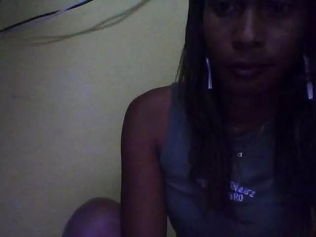 Freechat Reine2delice on BongaCams