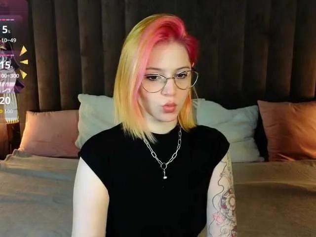 Offline SashaExclusive on BongaCams