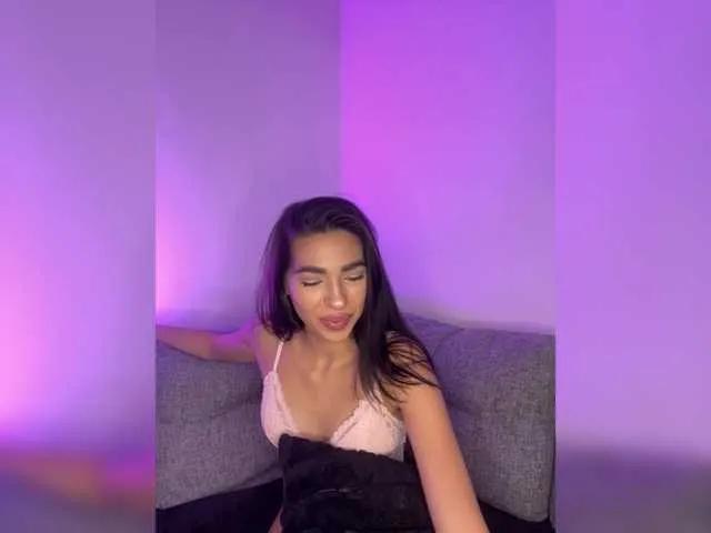 Freechat Sashaluvv on BongaCams