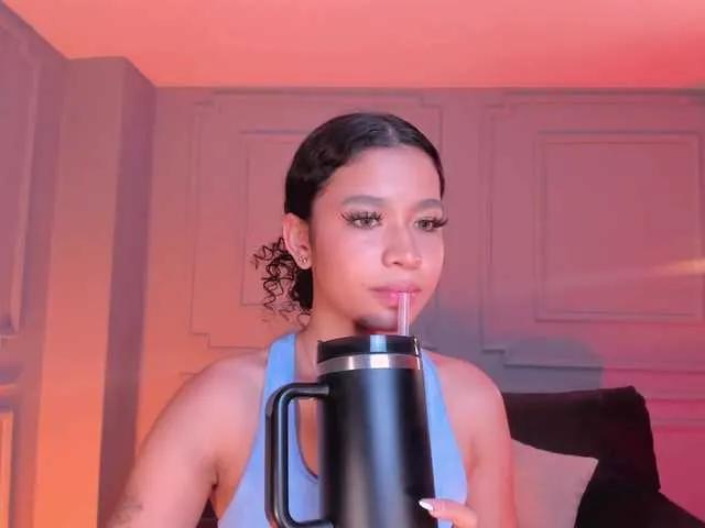 Offline SophieHouston on BongaCams