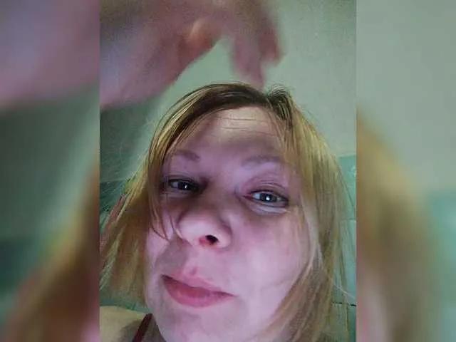 Offline Stella65 on BongaCams