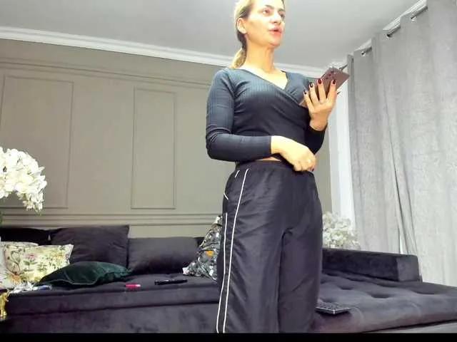 Freechat UnforseenLand on BongaCams