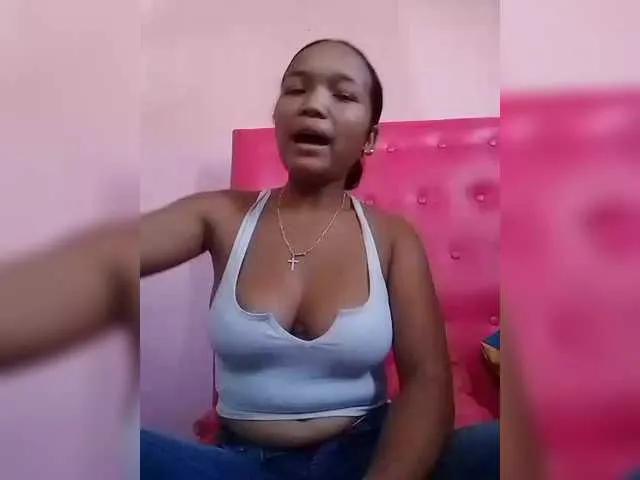 Freechat Vaninah on BongaCams