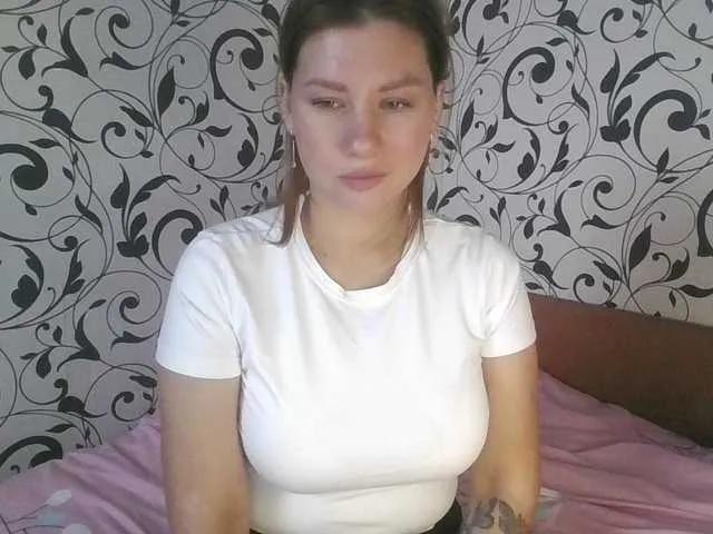 Offline YourEmilie on BongaCams