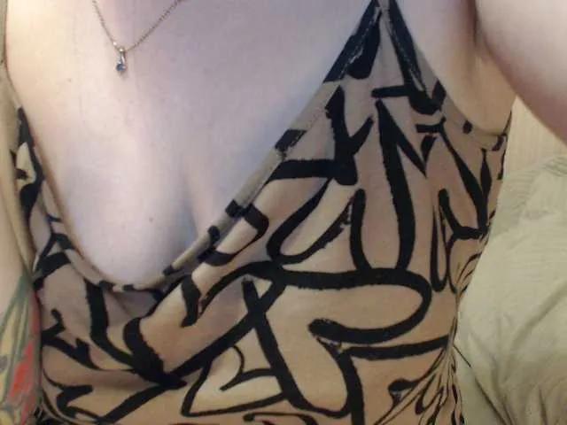 Freechat yuliyazai on BongaCams