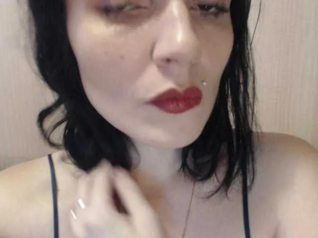 Freechat yuliyazai on BongaCams