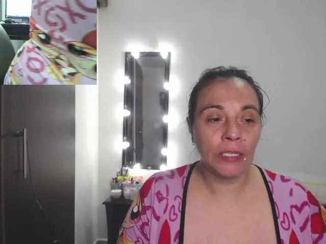 zoedoll — treat me well and give me tokens so I can warm up with my toys