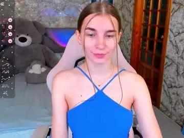 _flowersweet_ — GOAL: Play tits [93 tokens remaining] Welcome to my room! #bdsm #daddy #anal #sph #smalltits