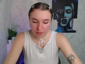 Freechat _julianaini_ on Chaturbate