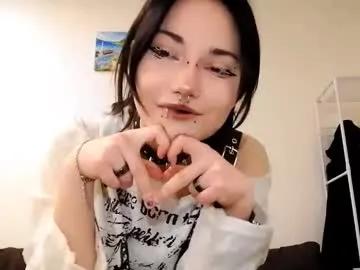 Freechat alberthamazierski on Chaturbate